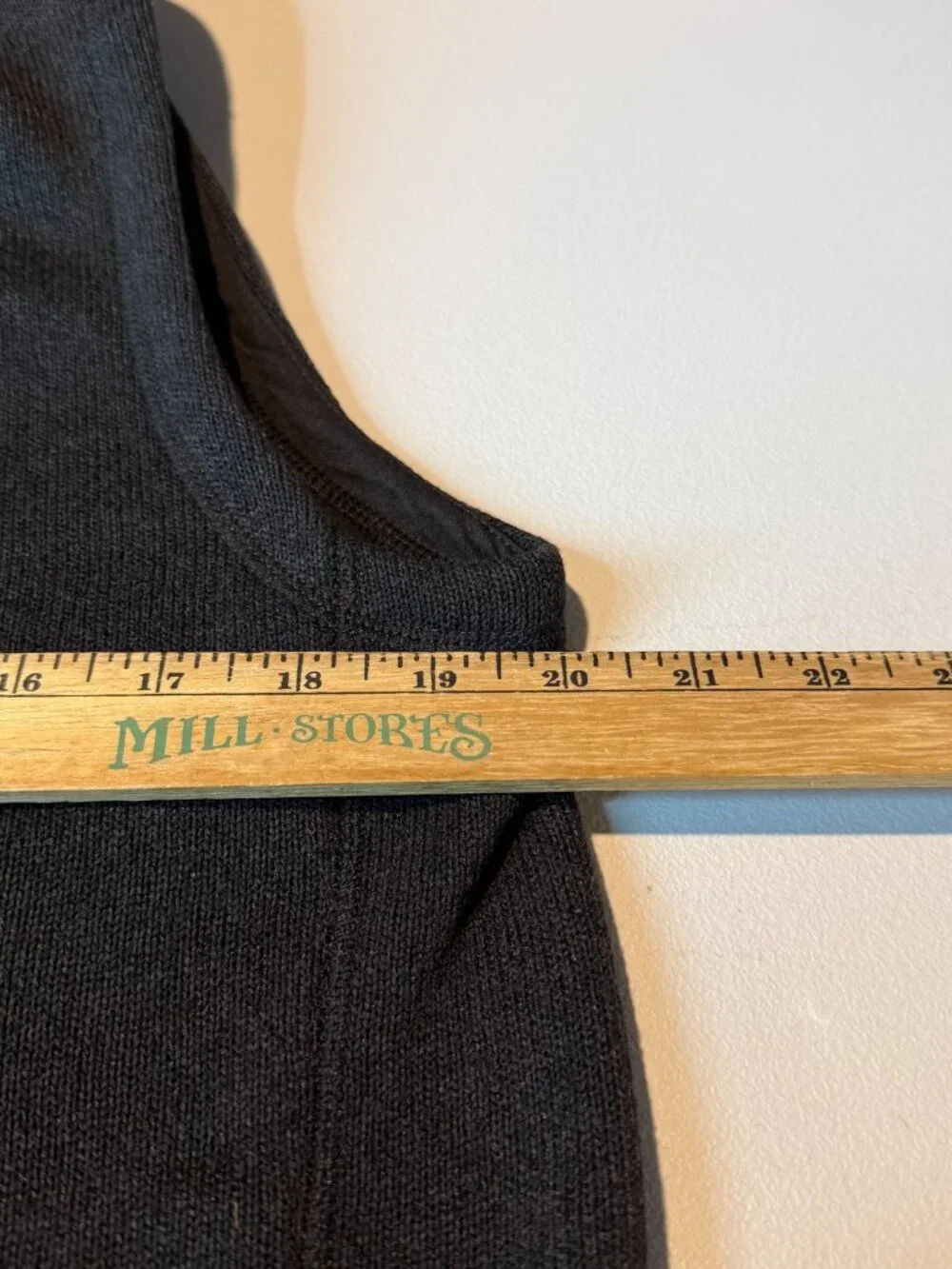 Patagonia Men M Better Sweater Fleece Vest Full Zip Solid Black Lined Sleeveless - Picture 6 of 8